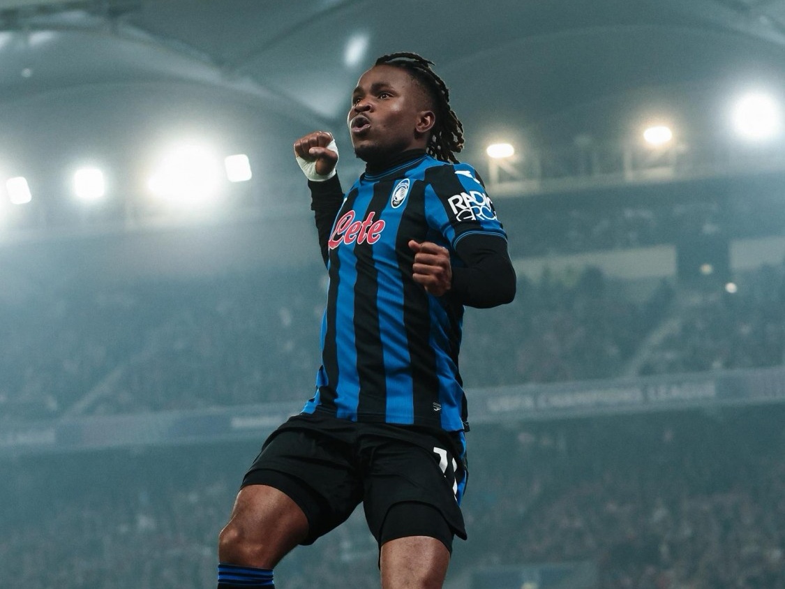 阿森纳绝杀乌拉圭,莱万点燃赛场 阿森纳绝杀乌拉圭,莱万点燃赛场