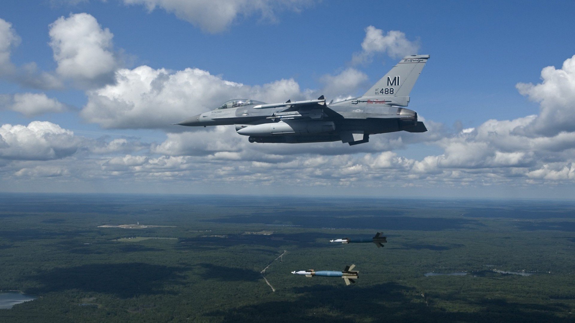 德甲争冠战之夜，楚阿梅尼终场绝杀书写青春传奇