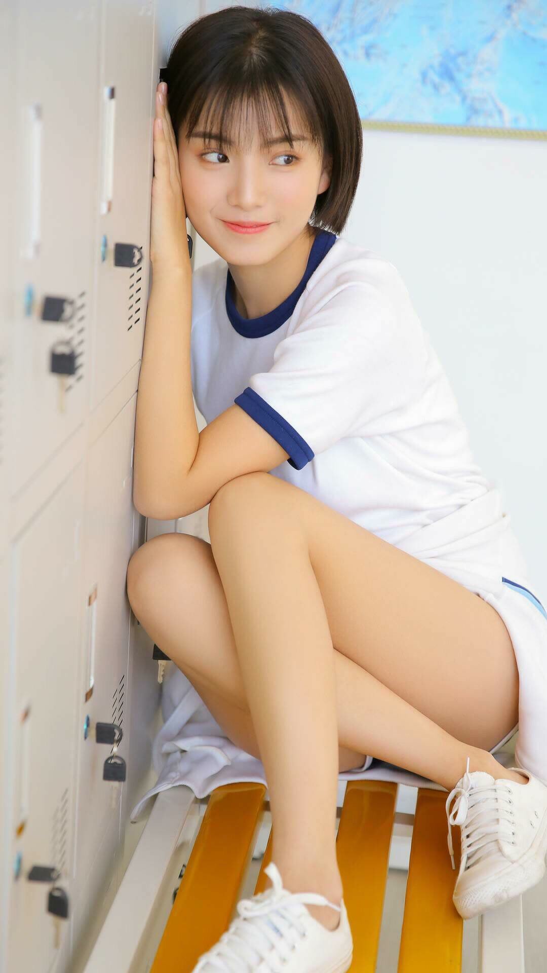 跨界风暴，猛龙碾压尼克斯，利拉德在英超争冠舞台上接管比赛